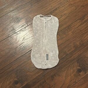 Swaddleme baby swaddle